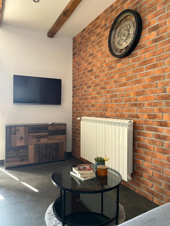 Apartman Sara S Pogledom Na More Lovran Kültér fotó